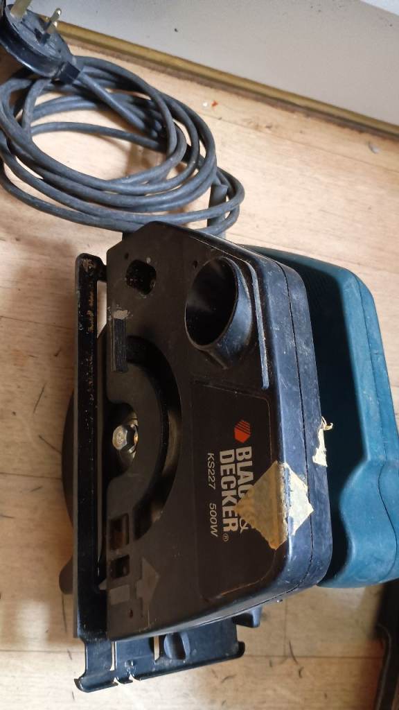 Black & Decker KS777 500W circular skill saw - great condition 