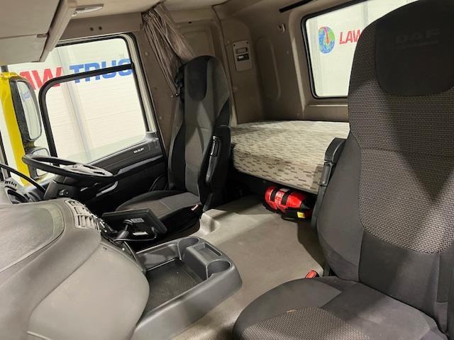DAF 460 6x2 Sleeper Cab Tractor Unit