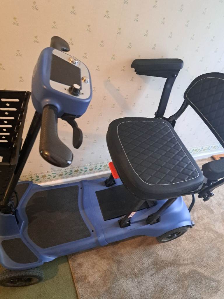 Blue Mobility Scooter – Bought brand new 3 weeks ago. 
