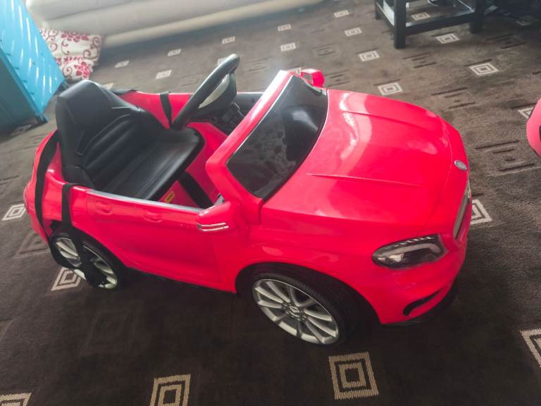 Battery powered mercedes car