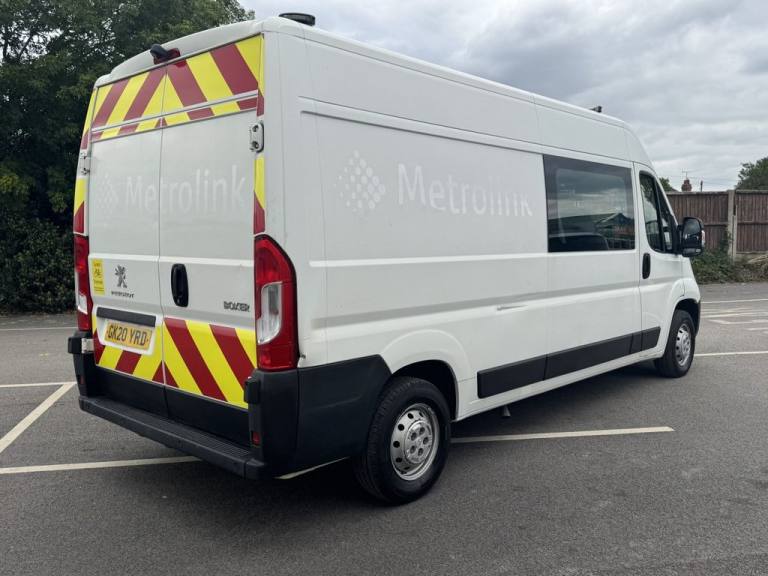 2020 Peugeot Boxer 2.0 BlueHDi 335 Built for Business Professional Crew Van 5dr Diesel Manual  PA...