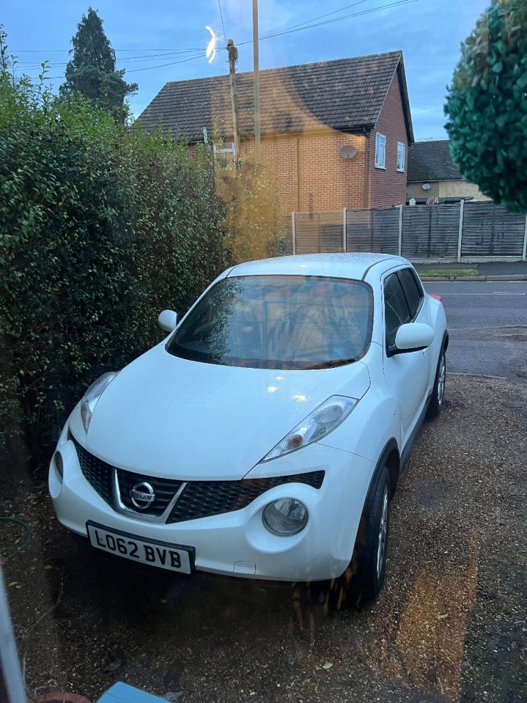 Nissan, JUKE, Hatchback, 2012, Manual, 1598 (cc), 5 doors