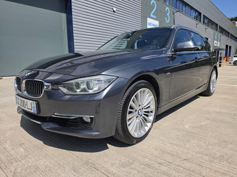 2013 BMW 3 Series 3.0 330d LUXURY X DRIVE TOURER 5DR ESTATE  LEFT HAND DRIVE Estate Diesel Automatic