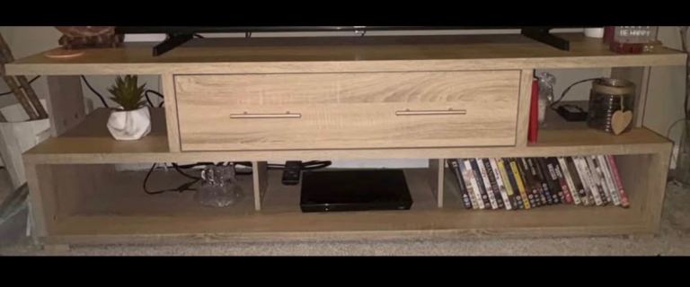 Light Wood TV Stand with Drawer and Shelves – Good Condition
