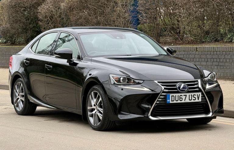 2017 Lexus IS 2.5 300h Advance Saloon 4dr Petrol Hybrid E-CVT Euro 6 (s/s) (223 ps) SALOON Petrol...