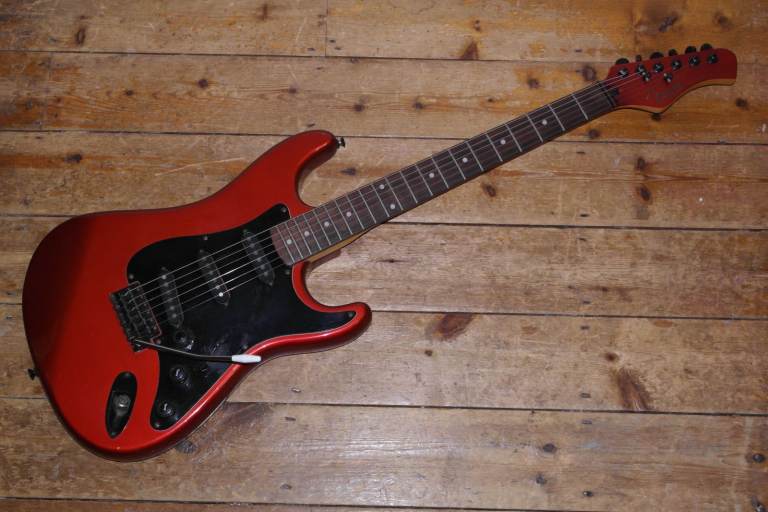1980s Hondo Fame series Stratocaster candy apple red made by Samick in Korea, Grover tuners