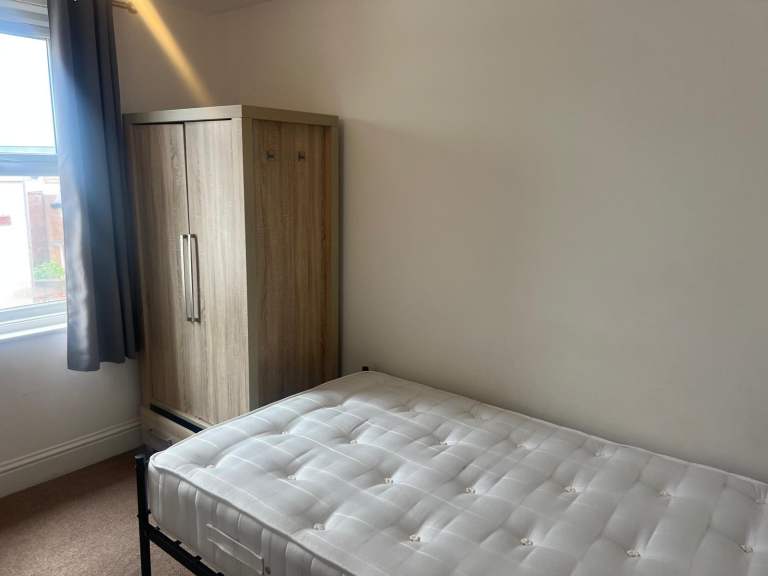 Spacious and Cosy Double Rooms for Rent in - CO1 2AJ