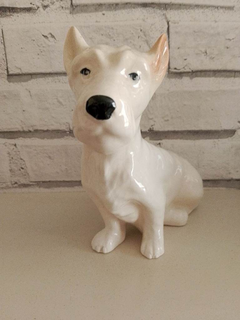 Lovely White Ceramic Dog Figurine – Westie Style, Good Condition