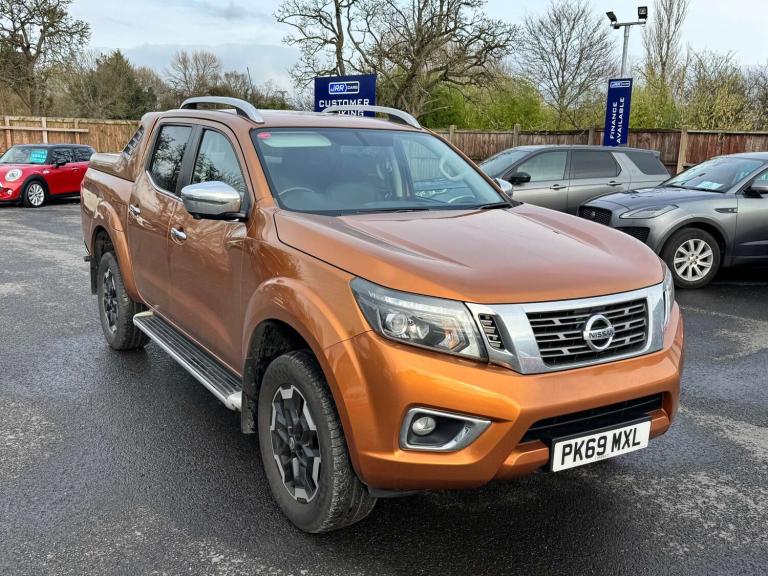 2019 Nissan Navara 2.3 Navara Tekna dCi Auto 4WD 5dr SUV Diesel Automatic