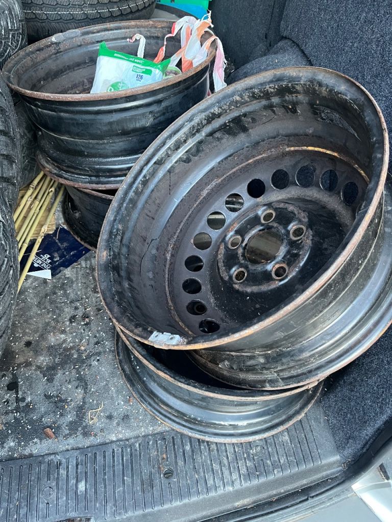 Steel black wheels VW TRANSPORTER 16 rim