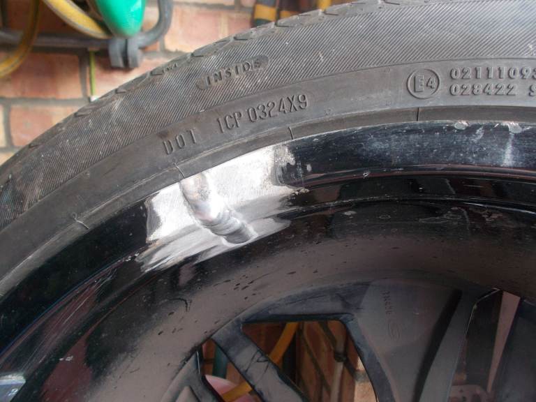 MERCEDE ML W166 ALLOY WHEELS(please read description as this is important)