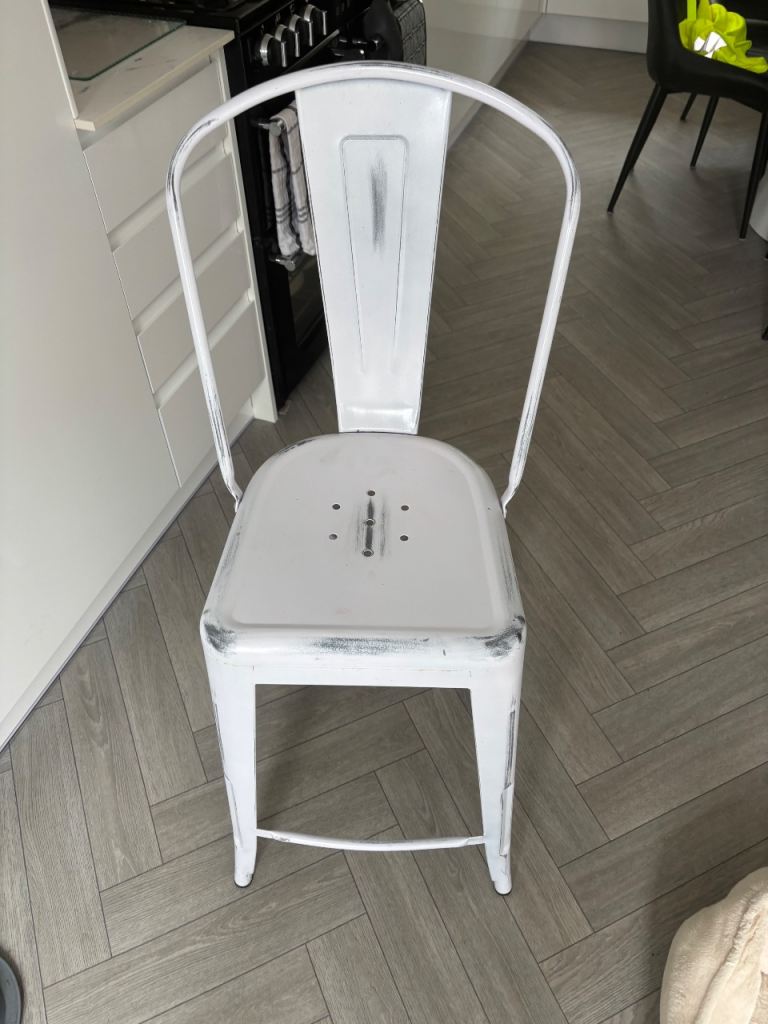 4 x Bar stools white metal industrial look 