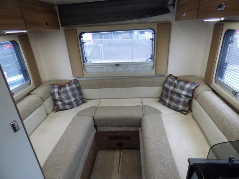 Swift Escape Compact C404 Motorhome DIESEL MANUAL 2021/71