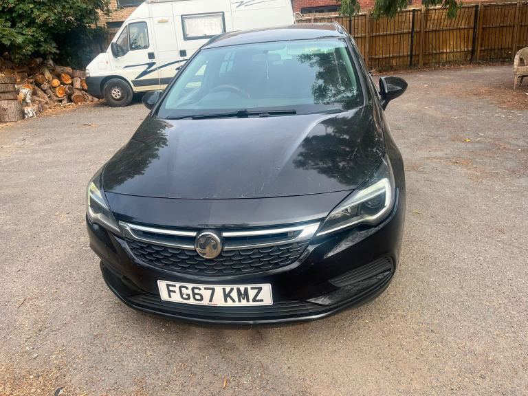 Vauxhall, ASTRA, Estate, 2017, Manual, 1598 (cc), 5 doors