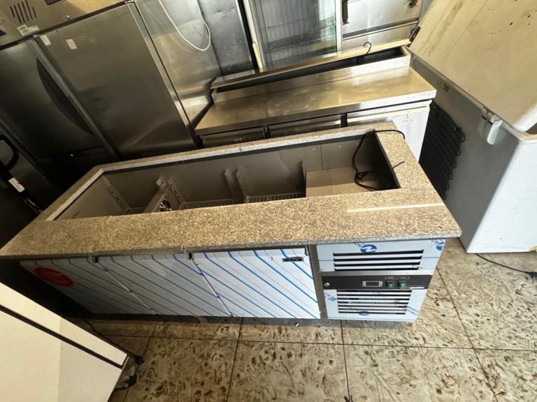 Commercial pizza Buffet fridge new cafe shop restaurant takeaway 