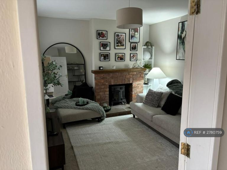 2 bedroom house in Swan Grove, Nr Knutsford, WA16 (2 bed) (#2780759)