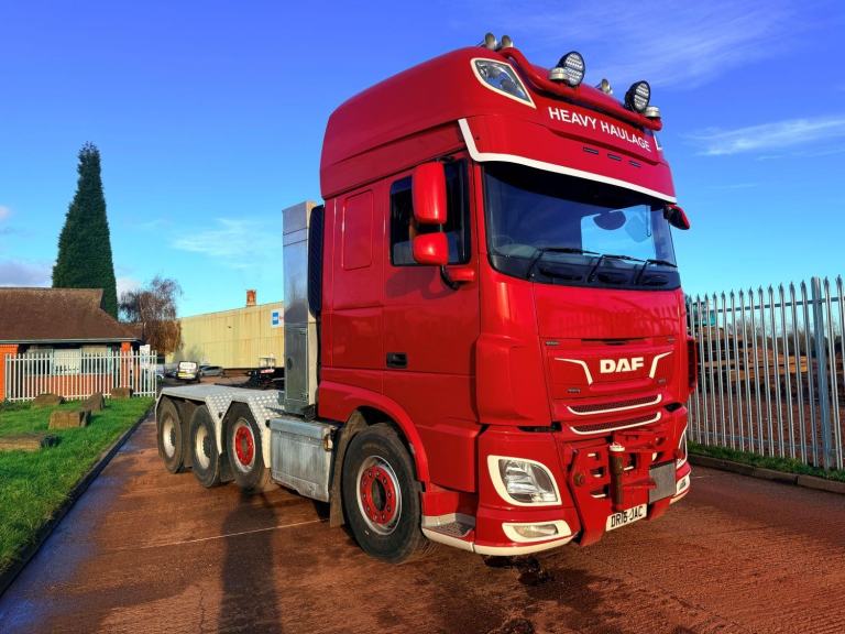 DAF XF 510 FTM SUPER SPACE CAB 2016 (16) EURO 6, 8X4 MIDLIFT AXLE TRACTOR UNIT