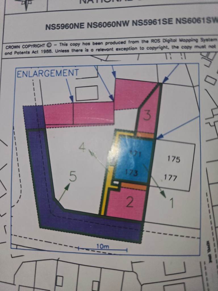 Large Double Garage Kingspark