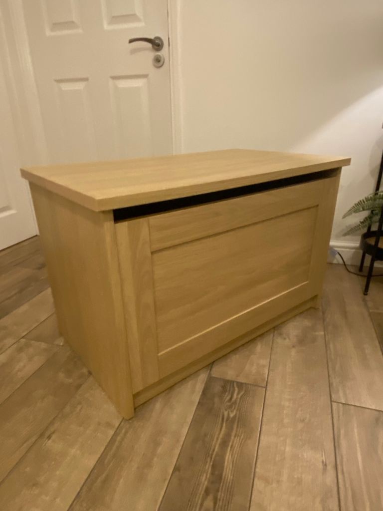 image for Oak-Effect Toy Chest