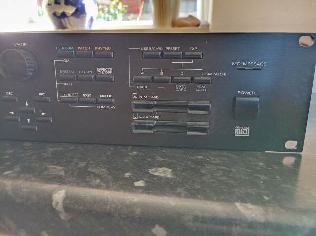 Roland Super JV 1080 plus JV-80 sound card, immaculate condition