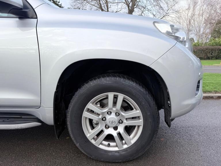 2013 Toyota Land Cruiser 3.0 D-4D LC4 5dr Auto [190] ESTATE DIESEL Automatic