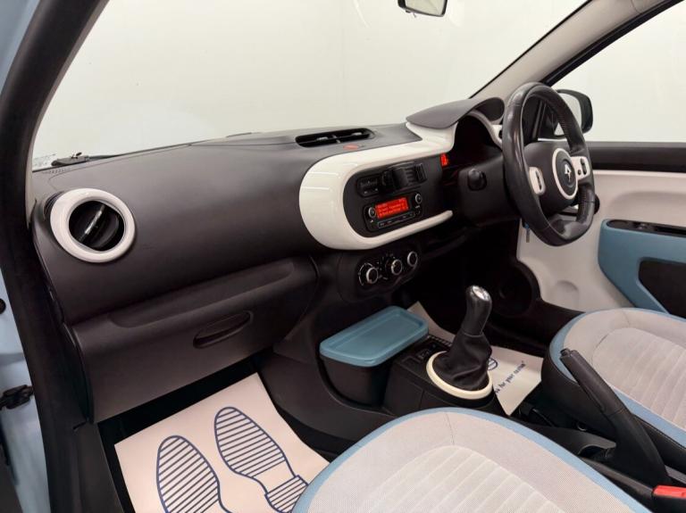 2016 Renault Twingo 1.0 SCe THE COLOUR RUN 5dr - LOW 57000 miles - ELEC PAN ROOF - FSH HATCHBACK ...