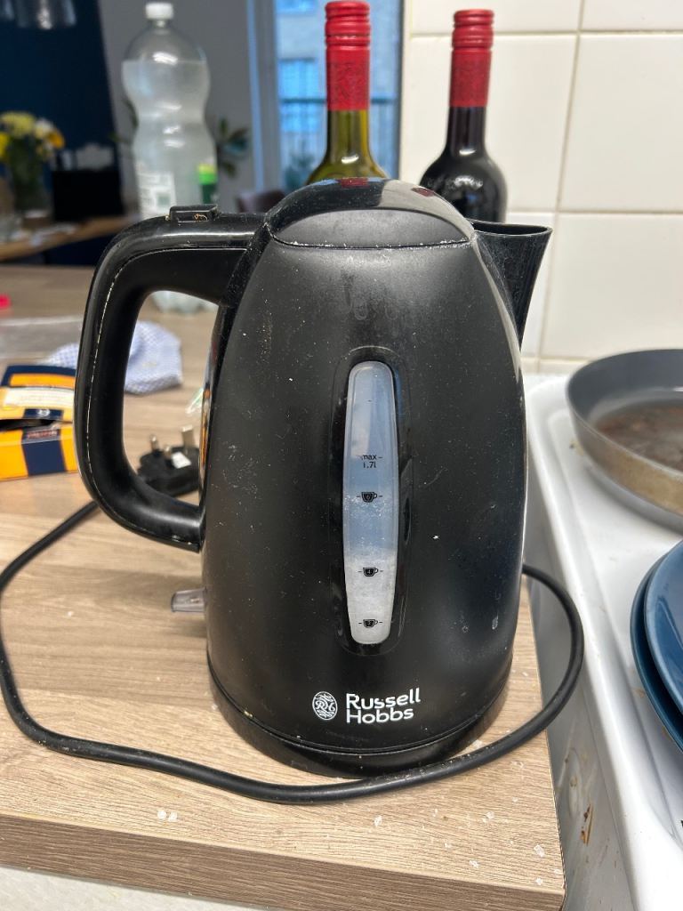 Russell Hobbs Black Electric Kettle – Good Working Order