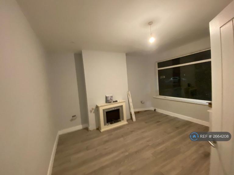 3 bedroom house in Mandale Road, Middlesbrough, TS5 (3 bed) (#2664208)