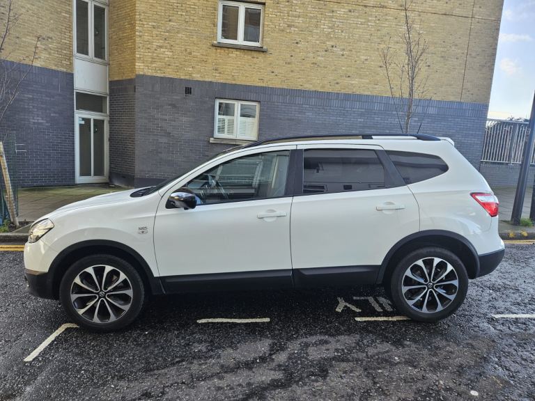 NISSAN QASHQAI 7 seater 