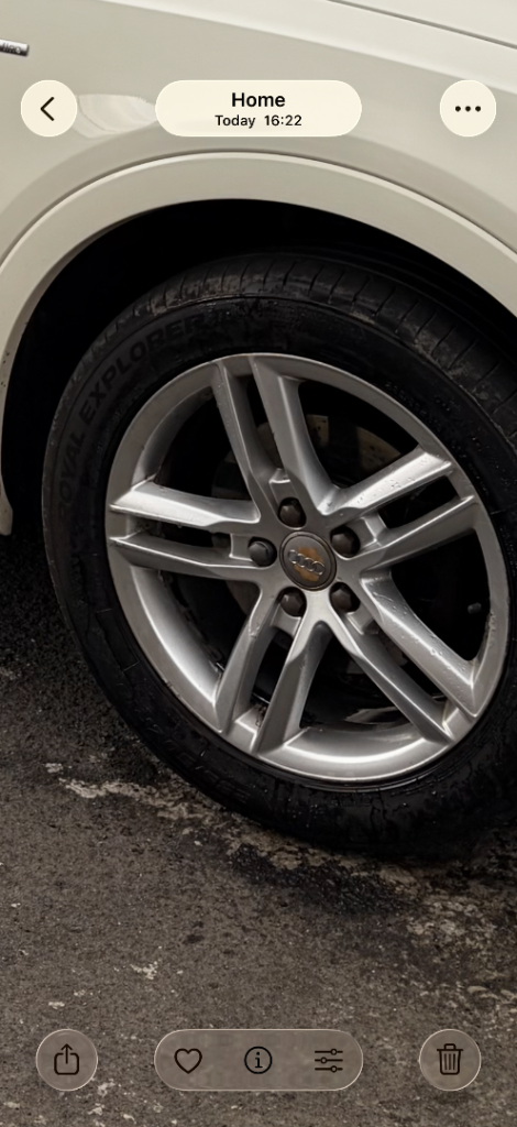 Set of Audi Q3 Alloy Wheels 