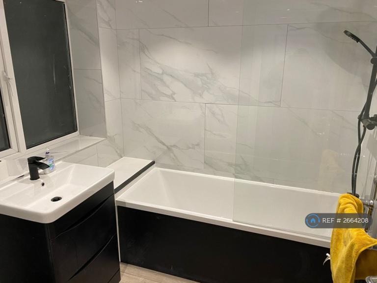 3 bedroom house in Mandale Road, Middlesbrough, TS5 (3 bed) (#2664208)