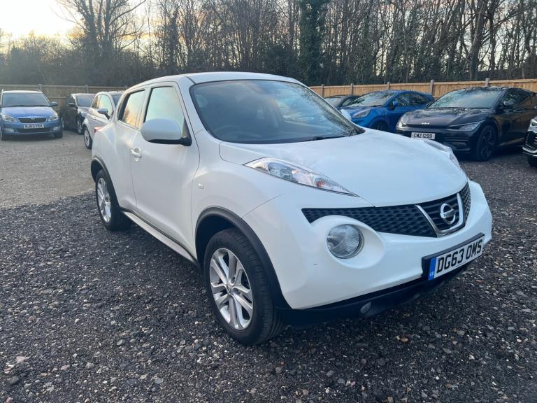 2013 Nissan Juke 1.6 Acenta 5dr [Premium Pack] HATCHBACK Petrol Manual