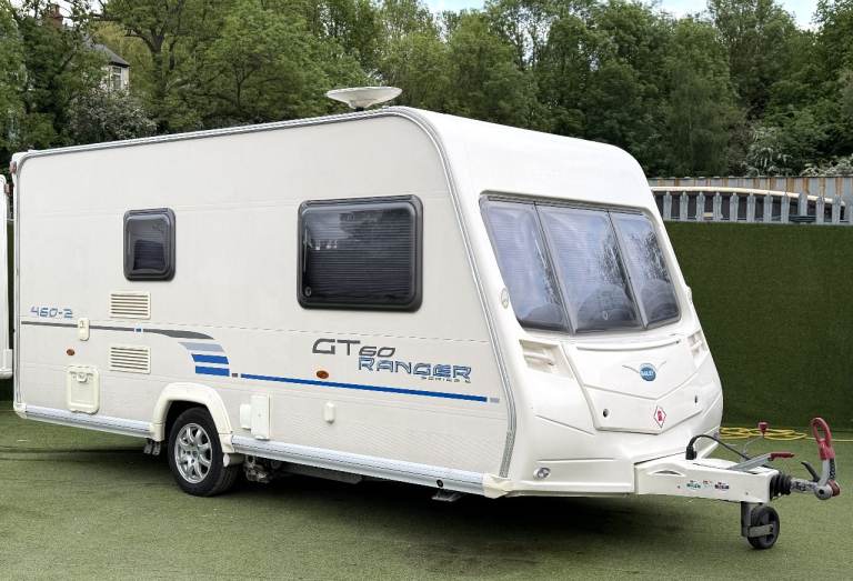 2010 BAILEY RANGER GT60 460/2, 2 BERTH CARAVAN END WASHROOM, AWNING, MOTOR MOVER