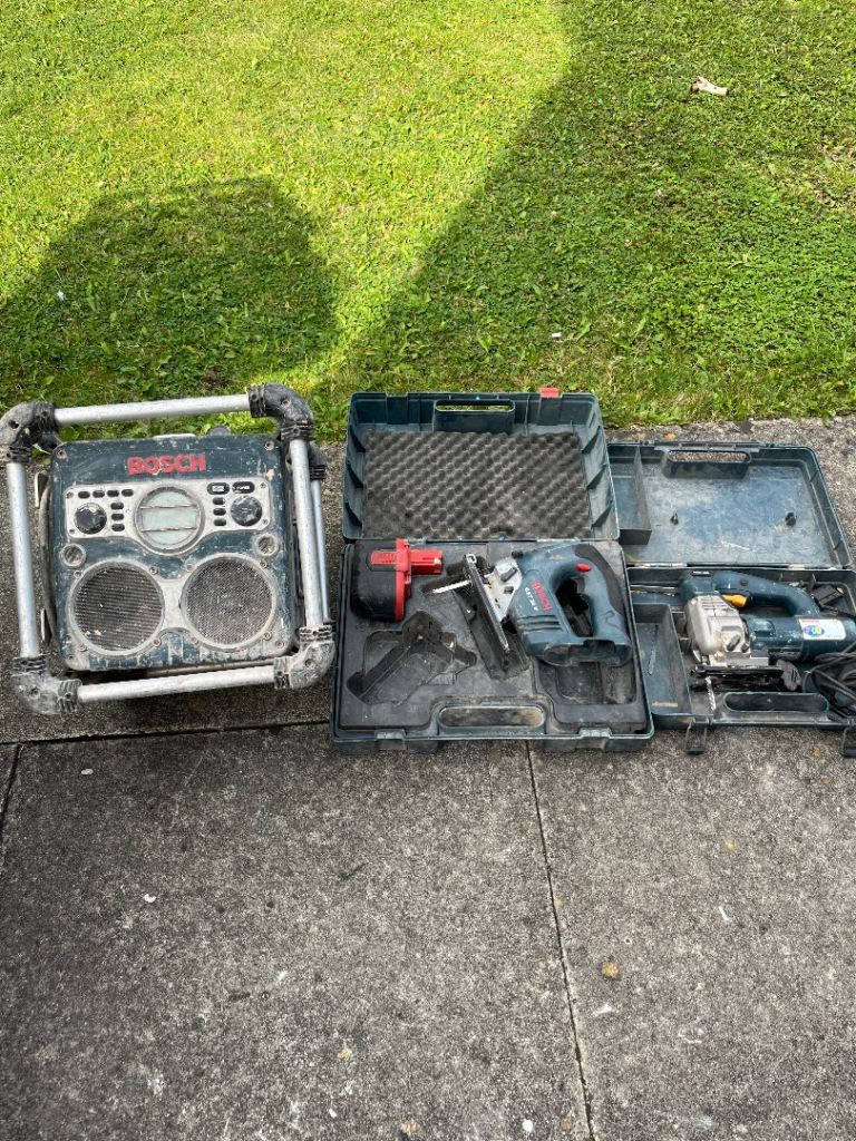Bosch Power Tools & Jobsite Radio Set – Fair Condition