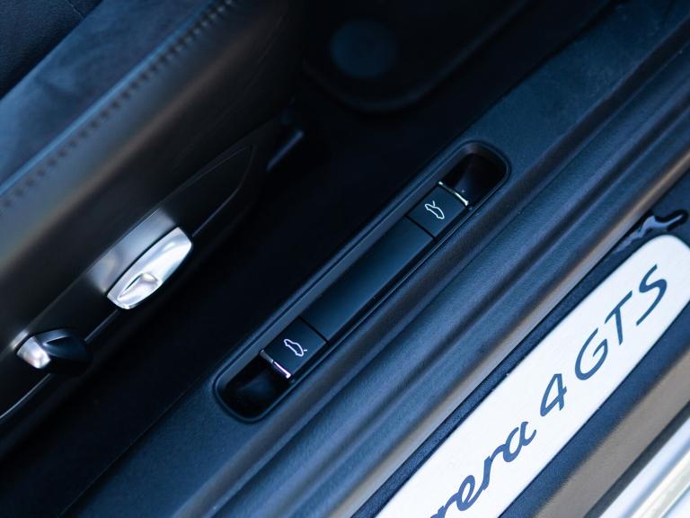 2017 Porsche 911 3.0T 991 Carrera 4 GTS Coupe 2dr Petrol PDK 4WD Euro 6 (s/s)