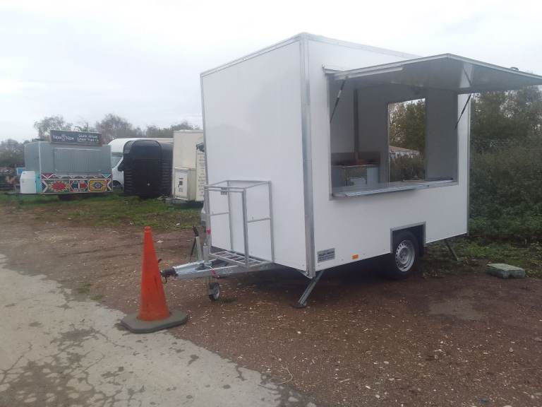 Catering trailer burger van mobile kitchen horsebox food truck 