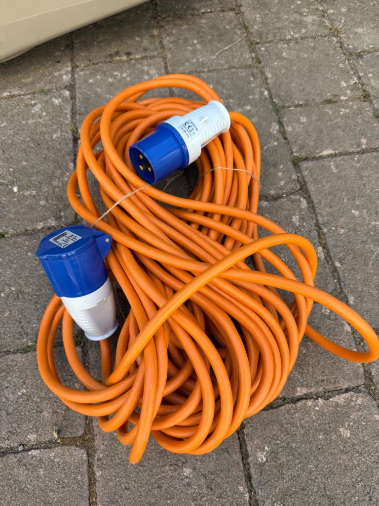 Caravan cable 25m as new 