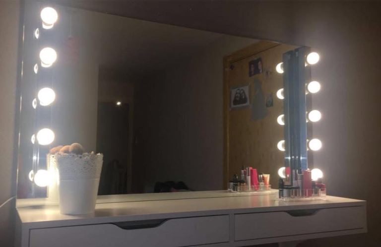 image for Hollywood led mirror 