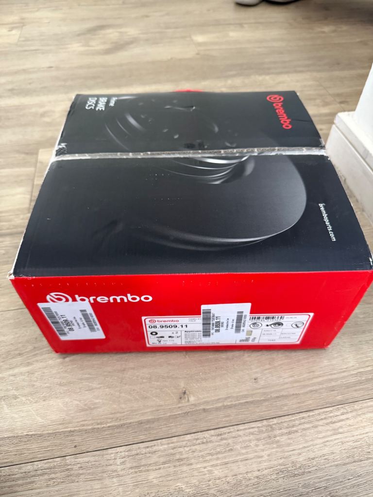 Brembo rear discs PAIR Mercedes Sprinter