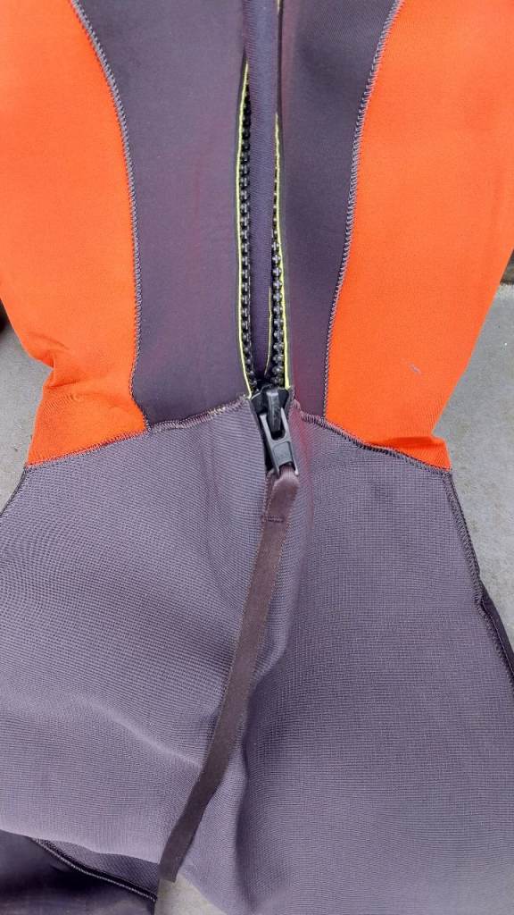 Tribord 500 3/2 wetsuit orange grey