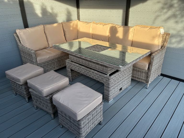 Garden furniture. ( brand new)