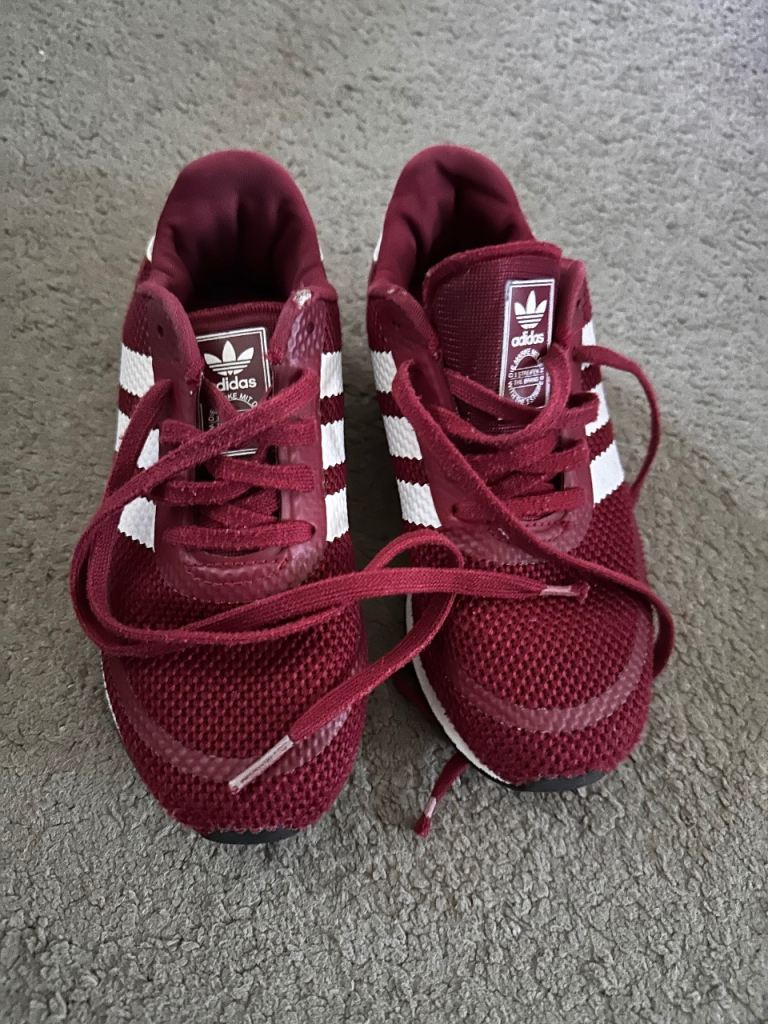 Trainers size 13k