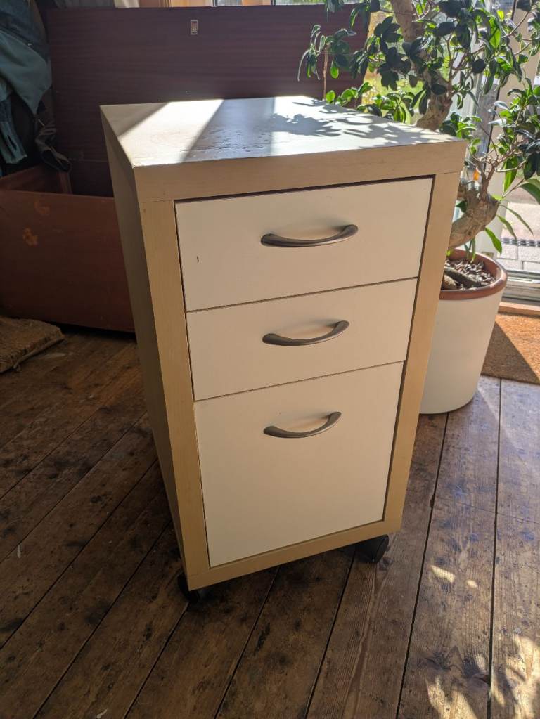 FREE storage drawers on wheels, misc items kitchen/garage