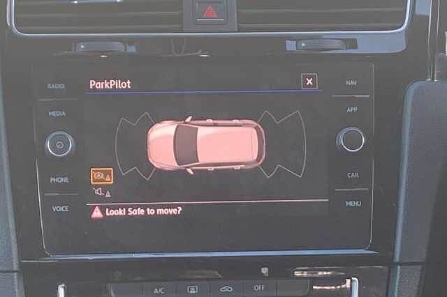2018 Volkswagen Golf 2.0 TDI R-Line 5dr Hatchback Diesel Manual