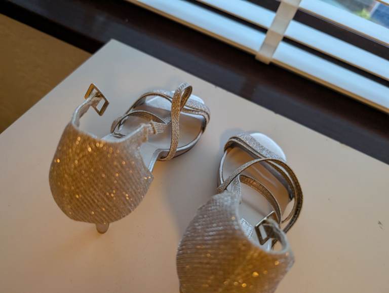 Heels shoe