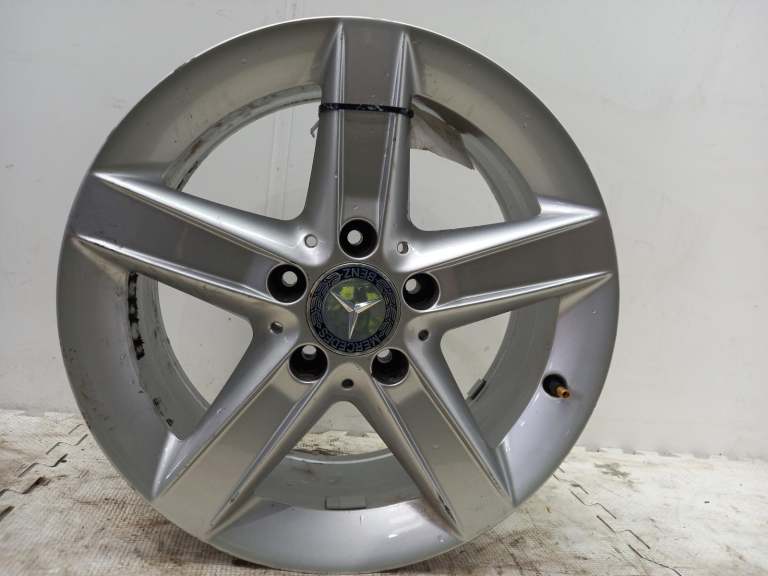 Mercedes Slk Alloy Wheel 16 Inch 5x112 Et30 8j 2004-2011 A1714013302