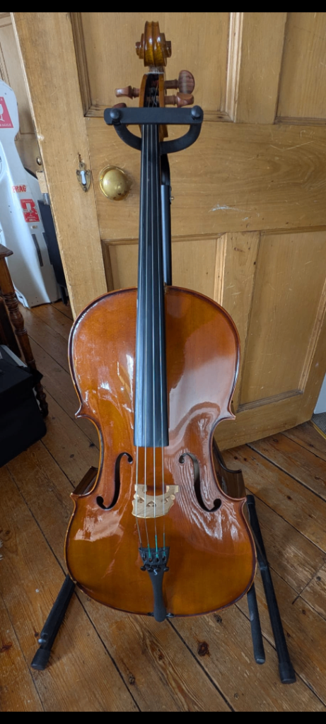 1/2 size Stentor cello