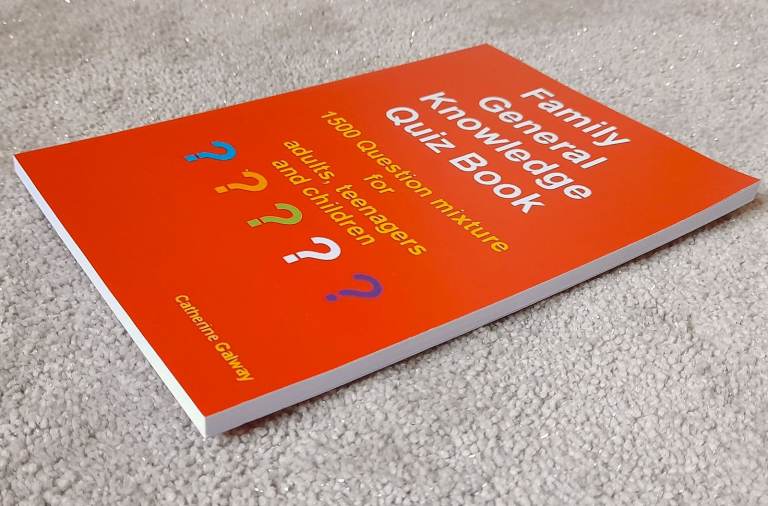 2 Family General Knowledge Quiz Books 3,500 Questions Christmas Party Pub Quiz