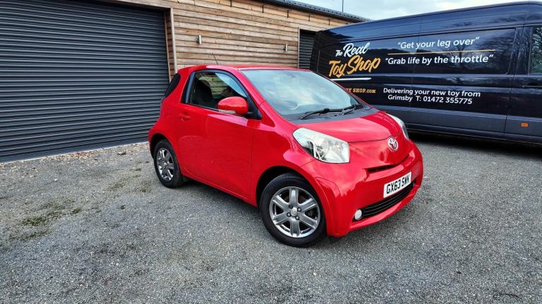 2013 63 Toyota iQ 1.0 VVTi, £20 road tax ,lovely condition, economical car 