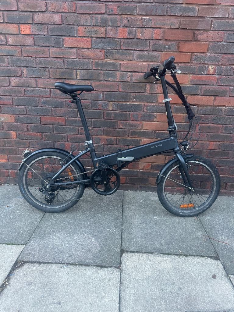 Btwin Oxylane Folding Electric Bike – Charger Included – £200